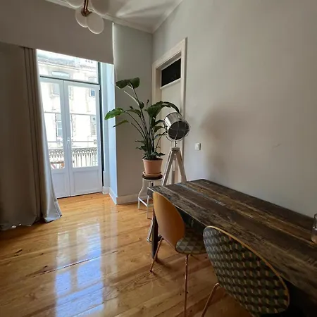 Appartement Apartamento Com Varanda E Vista No Centro De Lissabon