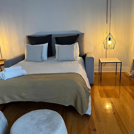Apartamento Com Varanda E Vista No Centro De Apartment *